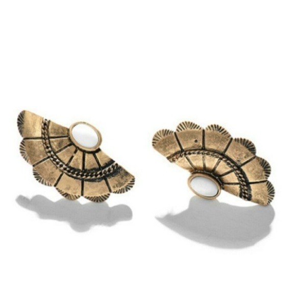 Jewelry - 💜LAST 1💜Gold Plated Sea Goddess Fan Earrings